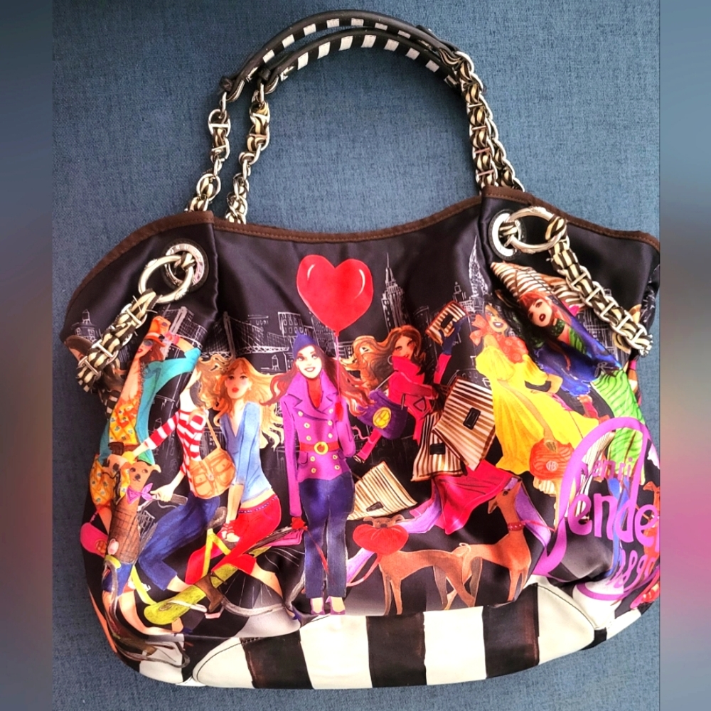 Large Henri Bendel magnetic tote
